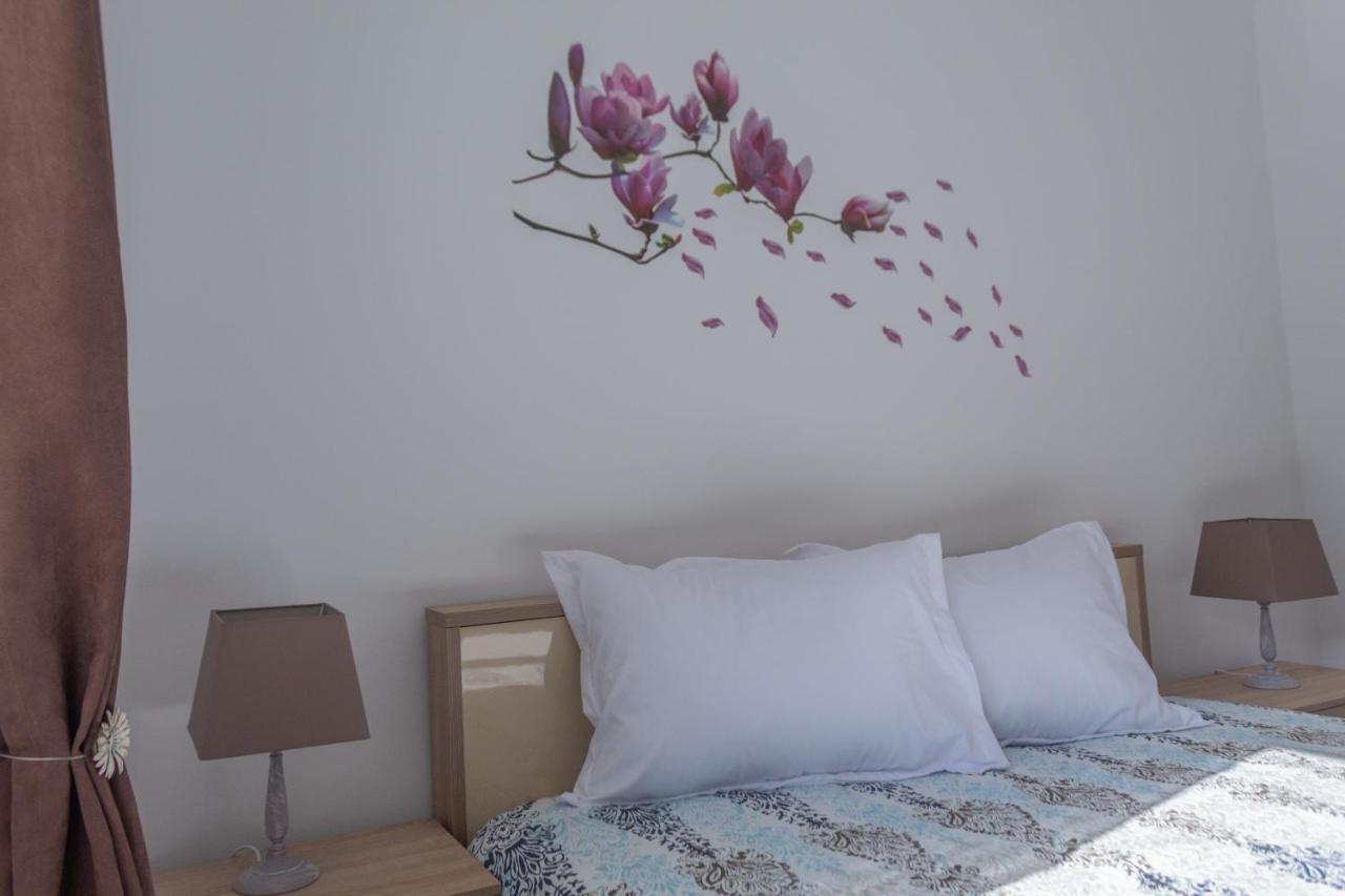 Butterfly Apartment Sibiu Exterior foto